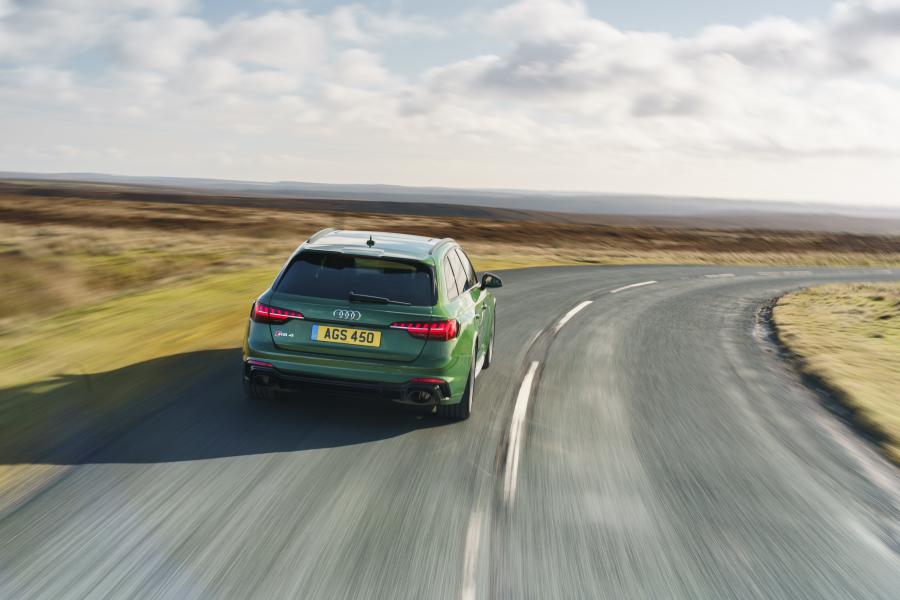  Audi RS4 Avant (B9) 2020 года  (UK) (фото 32 из 99)